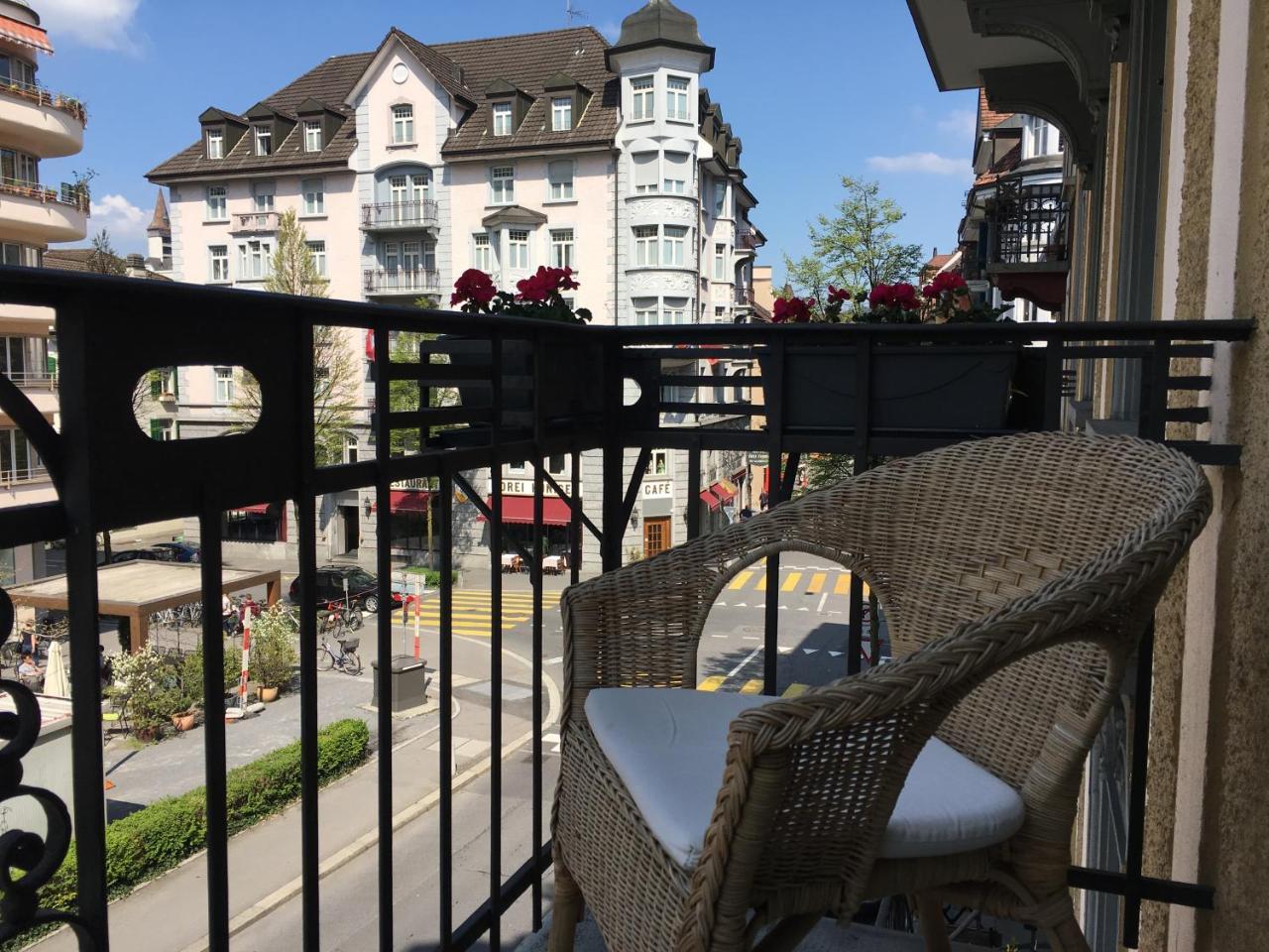Central Bright & Cozy Apartments Lucerne Екстер'єр фото